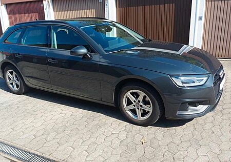 Audi A4 35 TDI S tronic Avant-Ahk-Navi-Led-Shz-Pdc