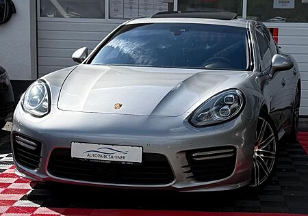 Porsche Panamera Turbo