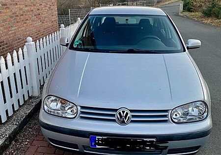 VW Golf Volkswagen 1.4 Basis