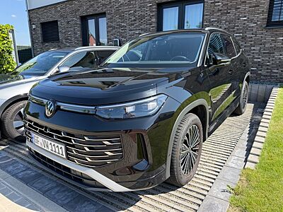Volkswagen Tayron 1.5 eTSI DSG Elegance 7 Sitze + AHK top