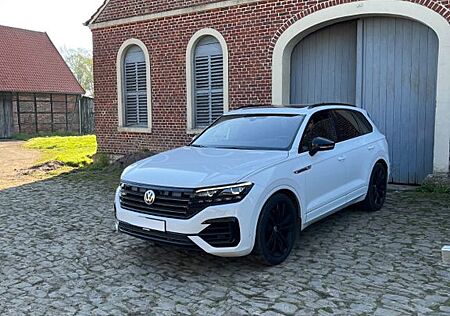 VW Touareg Volkswagen 3.0 V6 TDI 210kW 4MOTION Tiptronic -