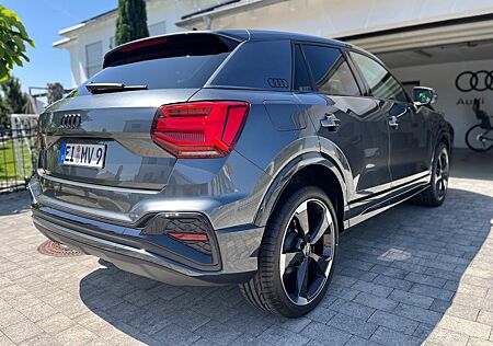 Audi Q2 30 TDI S tronic S line / Matrix / AHK / WR