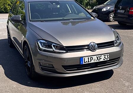 VW Golf Volkswagen 1.6 TDI Highline Variant VOLL *Leder *Pano