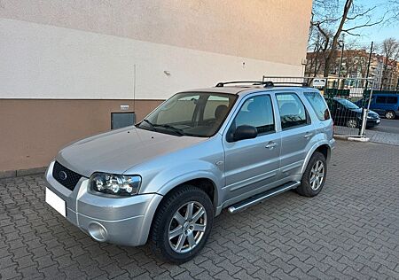 Ford Maverick 2,3 l Highclass 4WD Klima TÜV 06.26