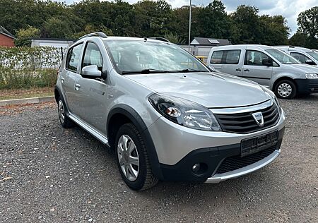 Dacia Sandero Stepway 1.6 *1.Hand/74Tkm/Klima/Scheckheft*