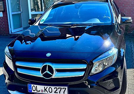 Mercedes-Benz GLA 220 d