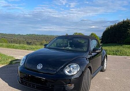 VW Beetle Volkswagen Cabriolet