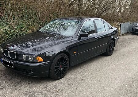 BMW 520i -