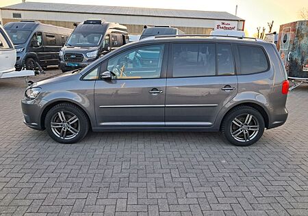 VW Touran Volkswagen Highline