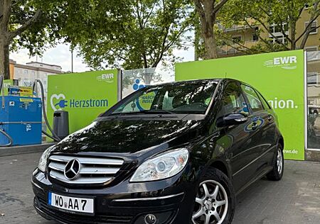 Mercedes-Benz B 170 *2HD*KLIMA*SITZHEIZ*NAVI*PANOR*PDC*TÜV03-26