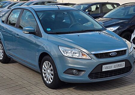 Ford Focus Lim. Style - nur 95.100 km