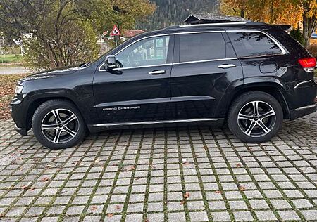 Jeep Grand Cherokee Summit 3.0 V6 PDF,TÜV, Bremse NEU
