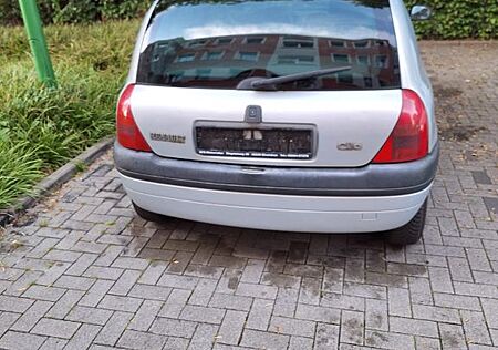 Renault Clio 1.4 RT RT