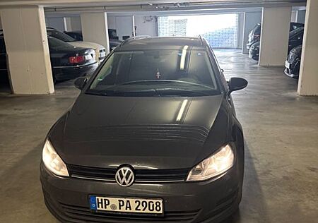 VW Golf Volkswagen 1.6 TDI BMT Comfortline Variant Comfortline