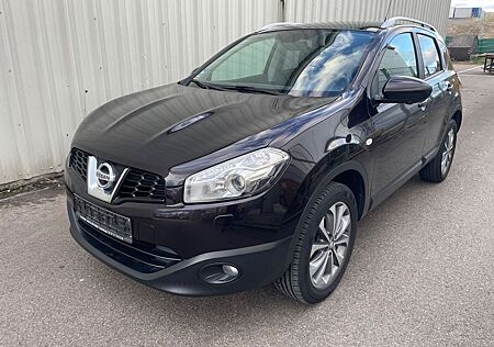 Nissan Qashqai gebraucht kaufen Nissan Qashqai Tekna 4X4 Klima/Scheckheft/1 Hand