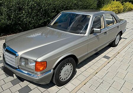 Mercedes-Benz S 260 S Klasse W126, wenig Kilometer, 2. Hand