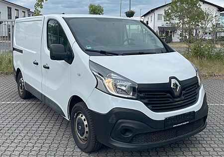 Renault Trafic L1H1 WÜRTH Regale Klima PDC 1.HD Garantie