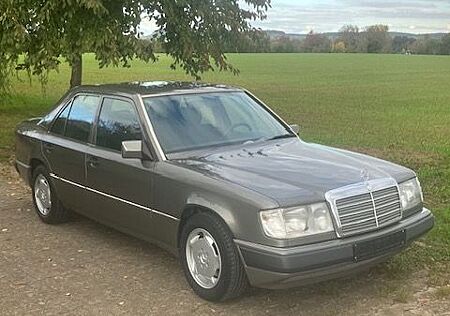 Mercedes-Benz 300