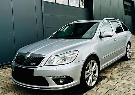 Skoda Octavia 2.0 TDI DSG RS Combi RS