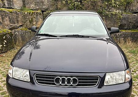 Audi A3 1.6 Ambition Ambition