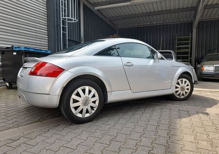 Audi TT Coupe 1.8T 132 kW -