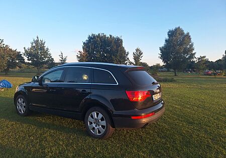 Audi Q7 3.0 TDI (DPF) quattro tiptronic -