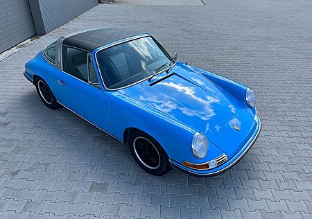 Porsche 911 Urmodell 911 E Targa, Restauriert