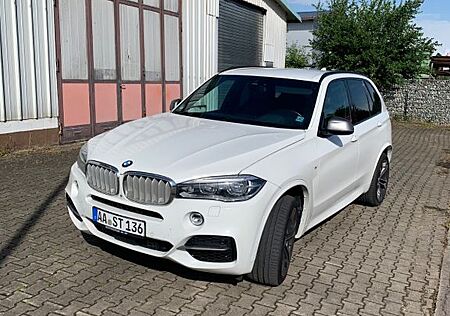 BMW X5 M50 M50d -
