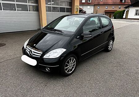 Mercedes-Benz A 180 BlueEFFICIENCY -