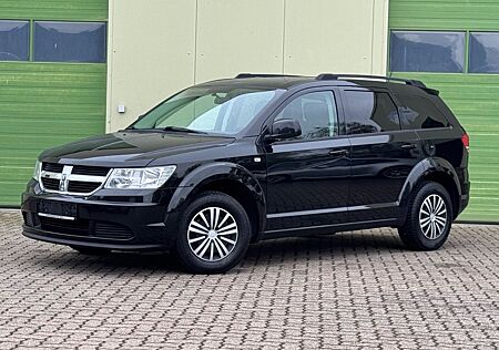 Dodge Journey 2.4 SE /  klima / EFH / ZV / TÜV 02.2028
