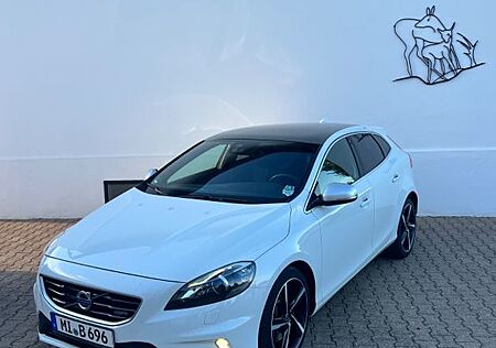 Volvo V40 D3 R-Design - Pano - Memory - Voll