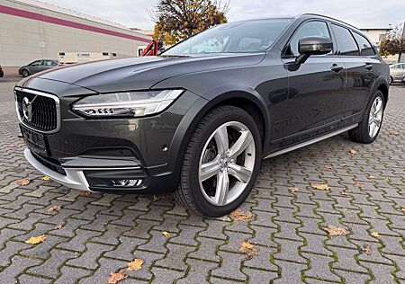 Volvo V90 Cross Country Pro AWD 4C-PANO-360CAM-BOWERS
