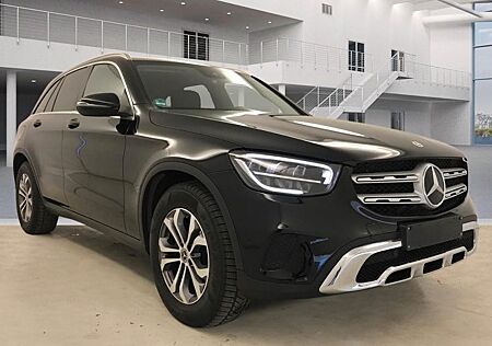 Mercedes-Benz GLC 220 d 4Matic LED AHK