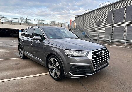 Audi Q7 S Line, Vollausstattung, StHz, Pano, HUD