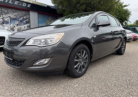 Opel Astra 1.4 Selection