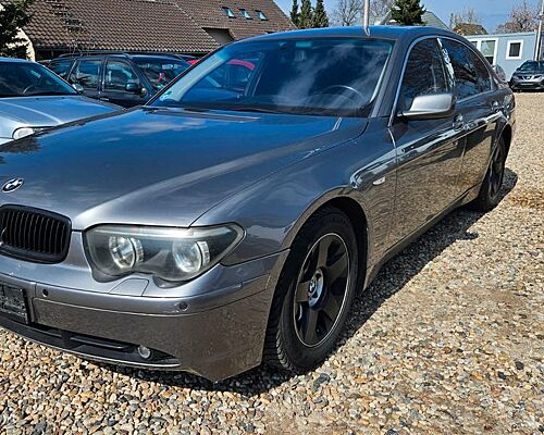 BMW 745i A