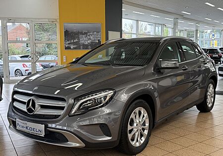 Mercedes-Benz GLA 250 4M *PANO*COMAND*Bi/XENON*MEMORY*LEDER*