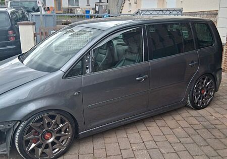 VW Touran Volkswagen 2.0 TDI DSG DPF Highline Highline
