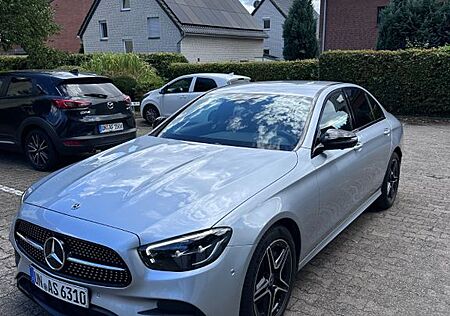 Mercedes-Benz E 200 Autom. -