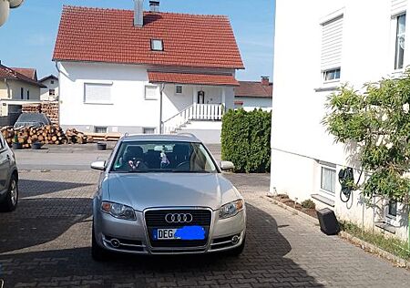 Audi A4 2.0 T FSI Avant -