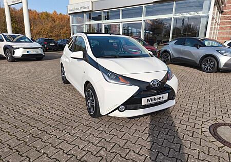 Toyota Aygo (X) Aygo -wave