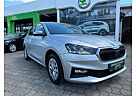 Skoda Fabia 95PS 5-Gang*LED*SHZ*PDC*