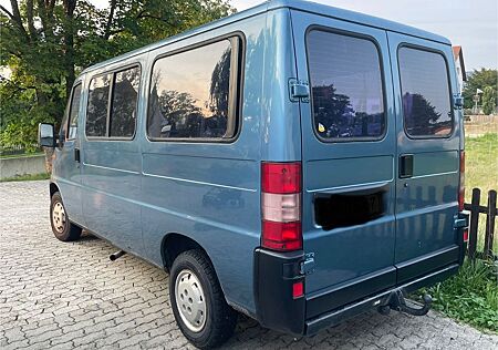 Peugeot Boxer * 1.Hand * 8-Sitzer * TÜV NEU * Klima*AHK