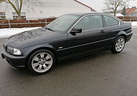 BMW 320i Coupe