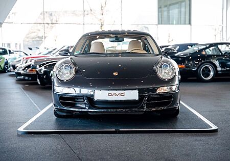 Porsche 997 Carrera 4 S Coupe *Schalter*
