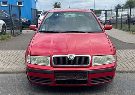 Skoda Octavia 1.6 Selection 1.Hand/Klima/Schiebedach