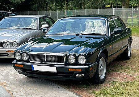 Jaguar XJ Sovereign 4.0 Sovereign