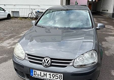 VW Golf Volkswagen V Lim. Trendline