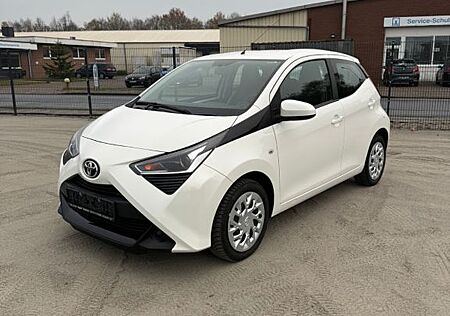 Toyota Aygo (X) Aygo -play
