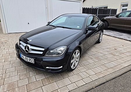 Mercedes-Benz C 220 CDI BlueEFFICIENCY Coupé